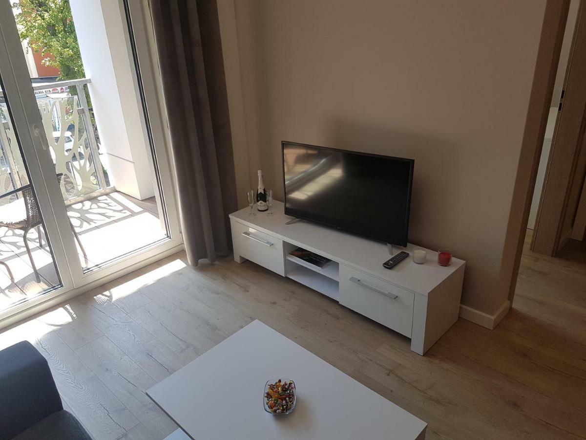Apartament Baltyk Nadmorskie Tarasy Z Parkingiem Kołobrzeg Exterior foto